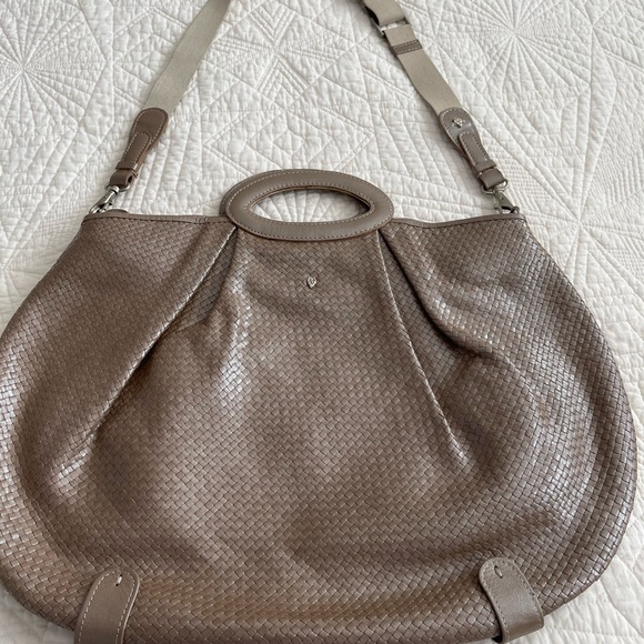 Helen Kaminski Bags Helen Kaminski Shoulder Bag Poshmark